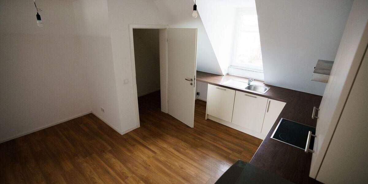 Etagenwohnung Erlangen Bruck - 3 Zimmer, 100 m&sup2;, 1.390&euro; | Angebot:25799717
