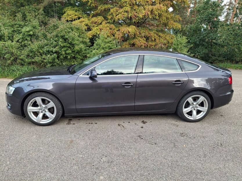 Audi A5 184.000 km 9.390 € Rednitzhembach 91126