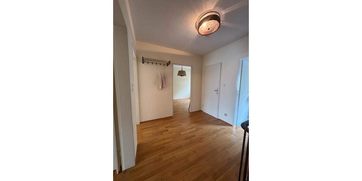 Reihenhaus Schwaig Bei Nürnberg - 5.5 Zimmer, 150 m&sup2;, 480.000&euro; | Angebot:27155364