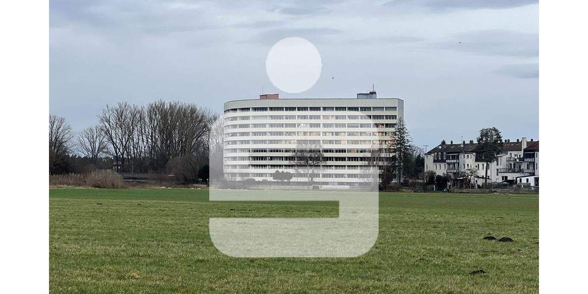 renovierungsbedürftige 3-Zi.-ETW mit zwei Balkonen in Erlangen...ab sofort zur Verfügung 3 zimmer