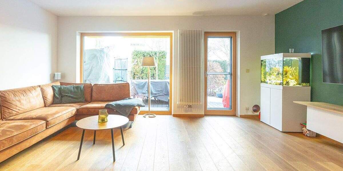 Reihenmittelhaus Zirndorf Weiherhof - 5 Zimmer, 166 m&sup2;, 485.000&euro; | Angebot:25664760