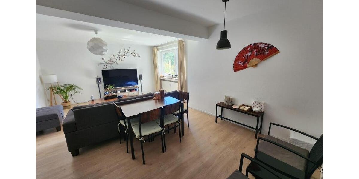 Etagenwohnung Nürnberg Eberhardshof - 3 Zimmer, 98 m&sup2;, 1.490&euro; | Angebot:26692258