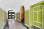 Frei & mit Balkon in der Nordstadt! Helle 2,5-Zimmer-Wohnung im obersten Stock, zentrale aber ruhige Lage in Rennweg