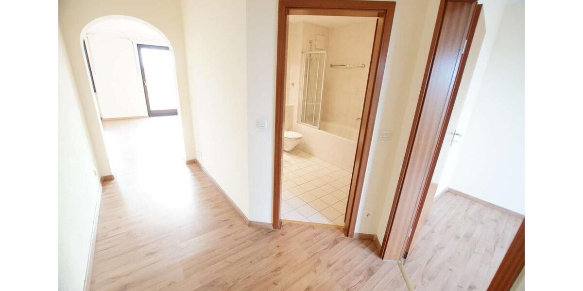 Etagenwohnung Nürnberg Schnepfenreuth - 2 Zimmer, 68 m&sup2;, 903&euro; | Angebot:25564187