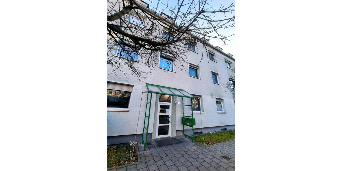 Wohnung von privat - provisionsfrei - zentral + hell + großzügig 4 zimmer