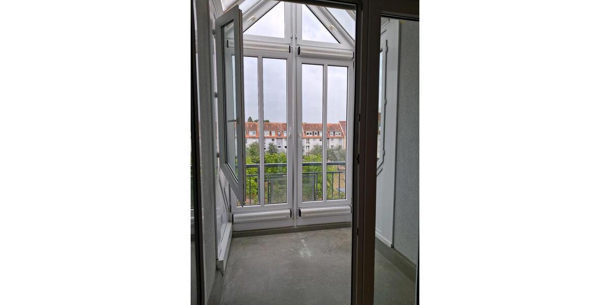 Dachgeschoßwohnung Roth - 3 Zimmer, 75 m&sup2;, 250.000&euro; | Angebot:26990019