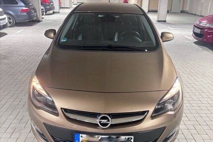 Opel Astra J