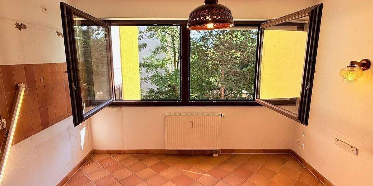 RESERVIERT helle 2 Zimmer Wohnung mit Loggia 2 zimmer