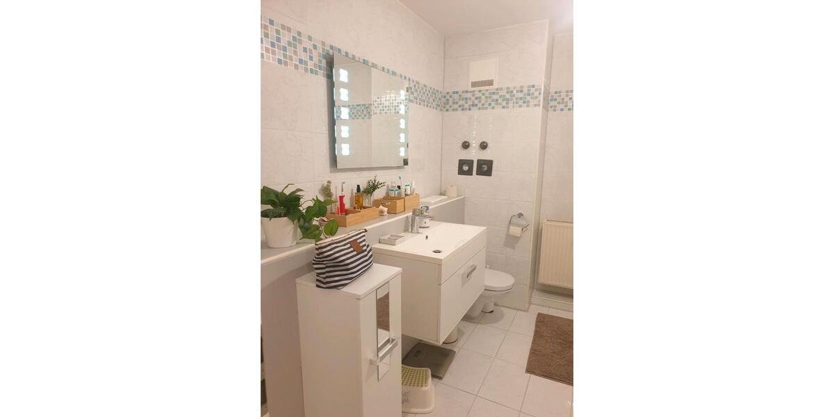 Schöne zentrale 3-Zimmer-Wohnung 3 zimmer