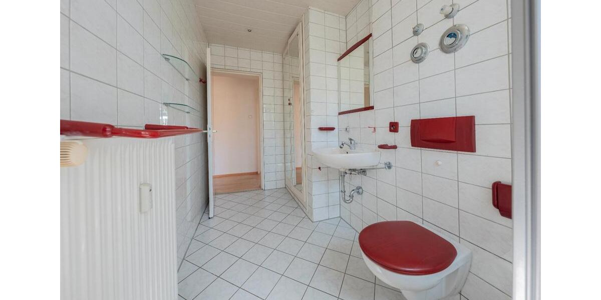 Etagenwohnung Fürth Südstadt - 3 Zimmer, 82 m&sup2;, 285.000&euro; | Angebot:27226216