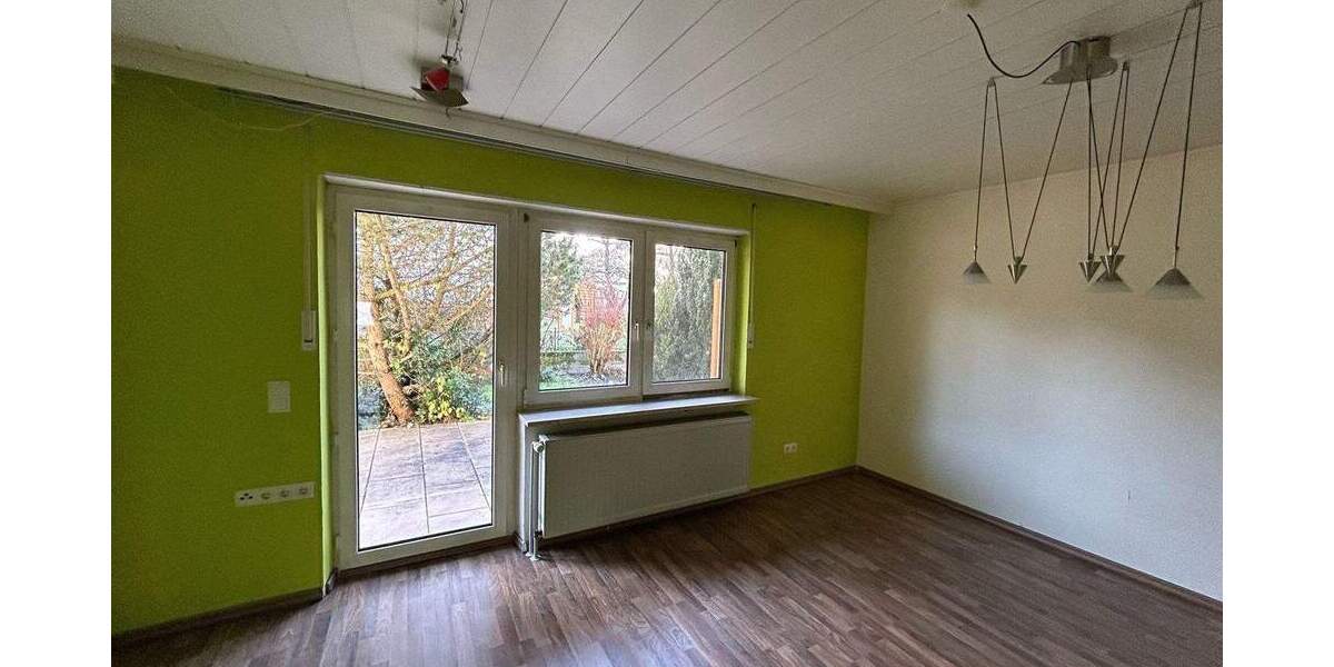 Einfamilienhaus Eckental Forth - 5 Zimmer, 102 m&sup2;, 370.000&euro; | Angebot:25671234