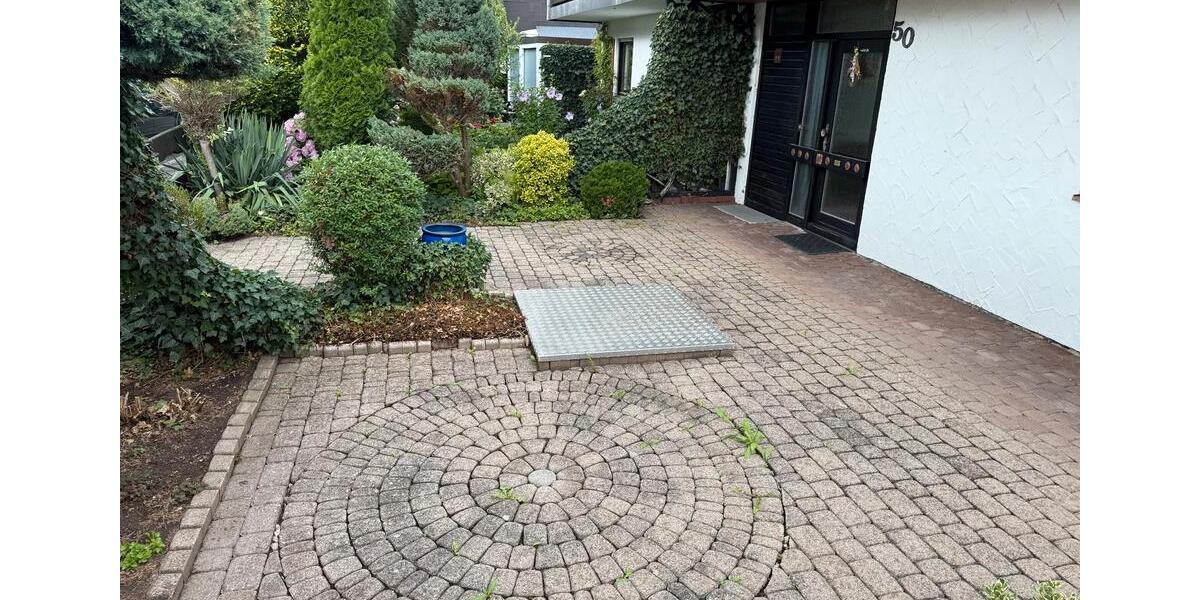 DOPPELHAUSHÄLFTE in Fürth- VACH am Kanal mit Pool und ohne Makler 5 zimmer