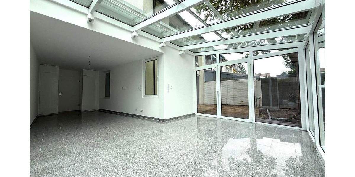 Schönes, großes Reihenhaus inkl. Garage * in Nürnberg 6 zimmer