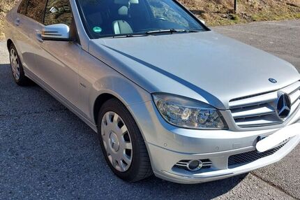 Mercedes C 200