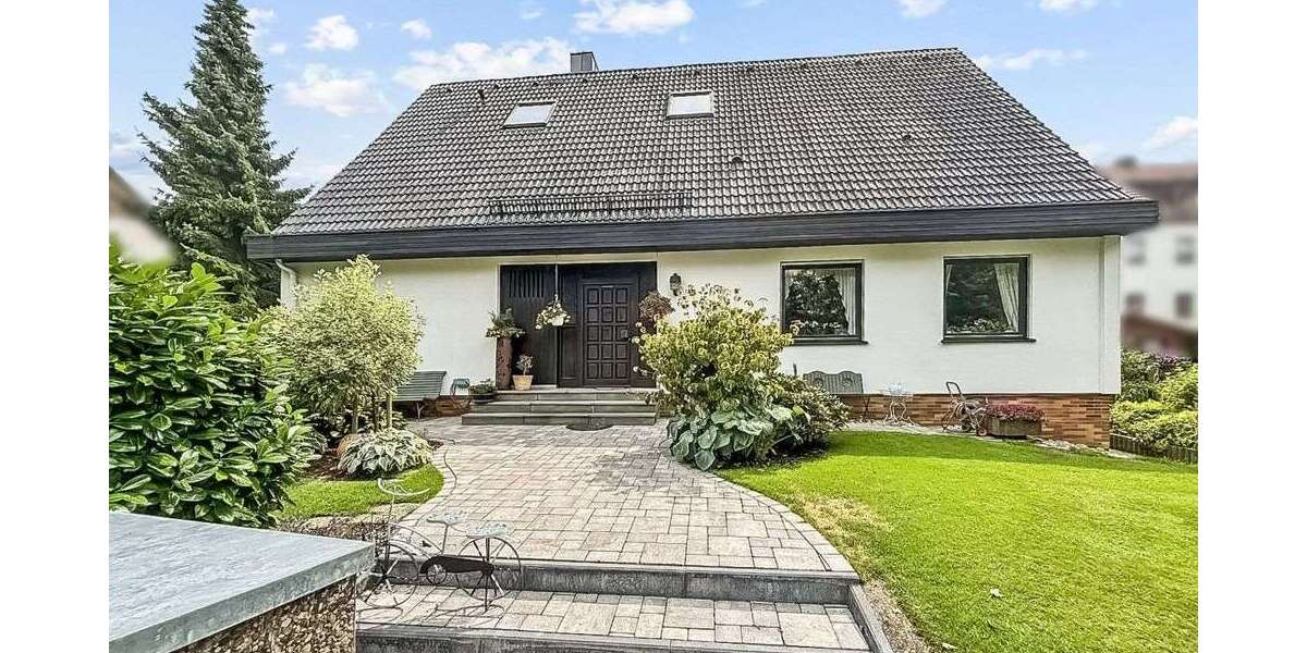 Einfamilienhaus Nürnberg Almoshof - 7 Zimmer, 179 m&sup2;, 695.000&euro; | Angebot:23425098