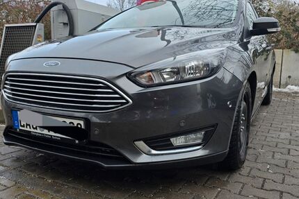 Ford Focus 100.000 km 8.899 &euro; Lauf 91207