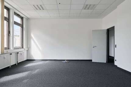 Büro in Nürnberg 2.202 € 245 m² zimmer