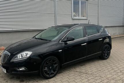 Lancia Delta 154.237 km 4.800 &euro; Heroldsbach 91336