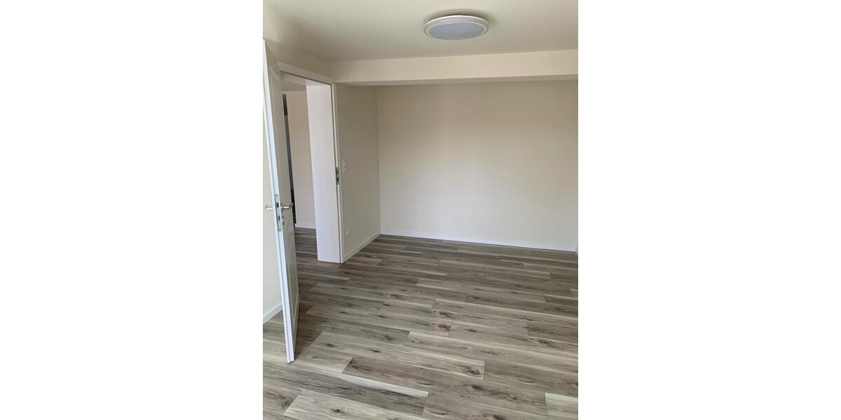 Dachgeschoßwohnung Fürth Altstadt - 2.5 Zimmer, 52 m&sup2;, 225.000&euro; | Angebot:26416036