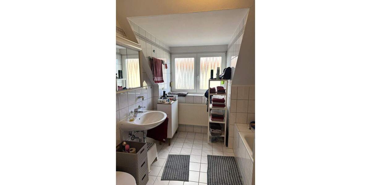 Etagenwohnung Erlangen Büchenbach - 2 Zimmer, 72 m&sup2;, 690&euro; | Angebot:25458889