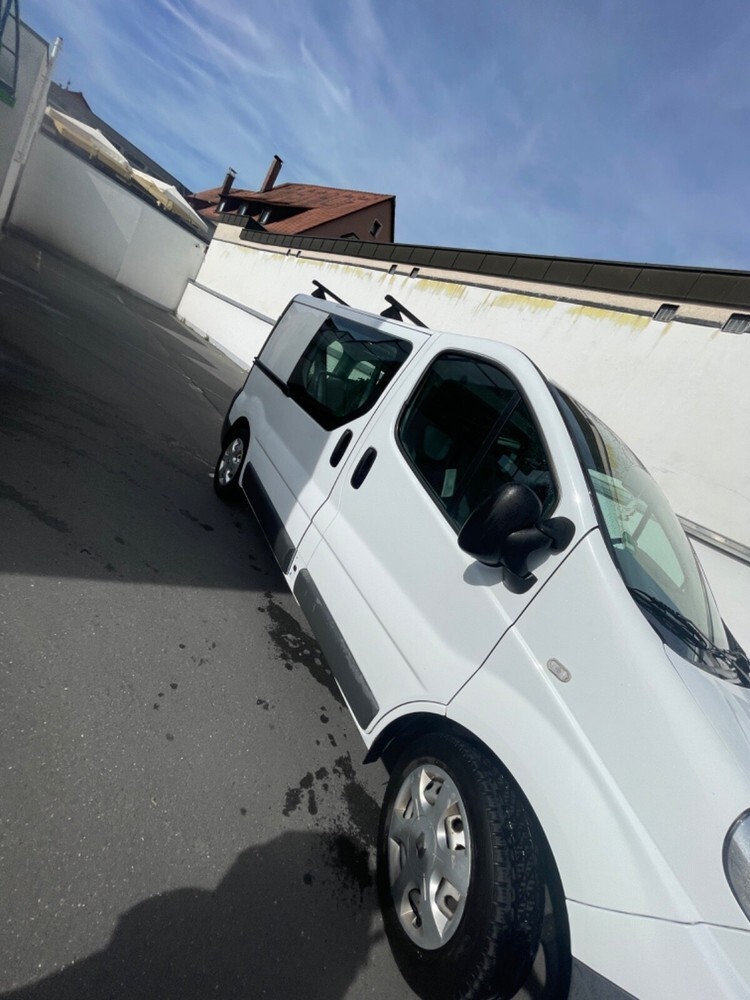 Renault Trafic 212.000 km 8.500 € Roßtal 90574