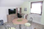 Dachgeschoßwohnung Nürnberg Holzheim - 1.5 Zimmer, 35 m&sup2;, 300&euro; | Angebot:26060957