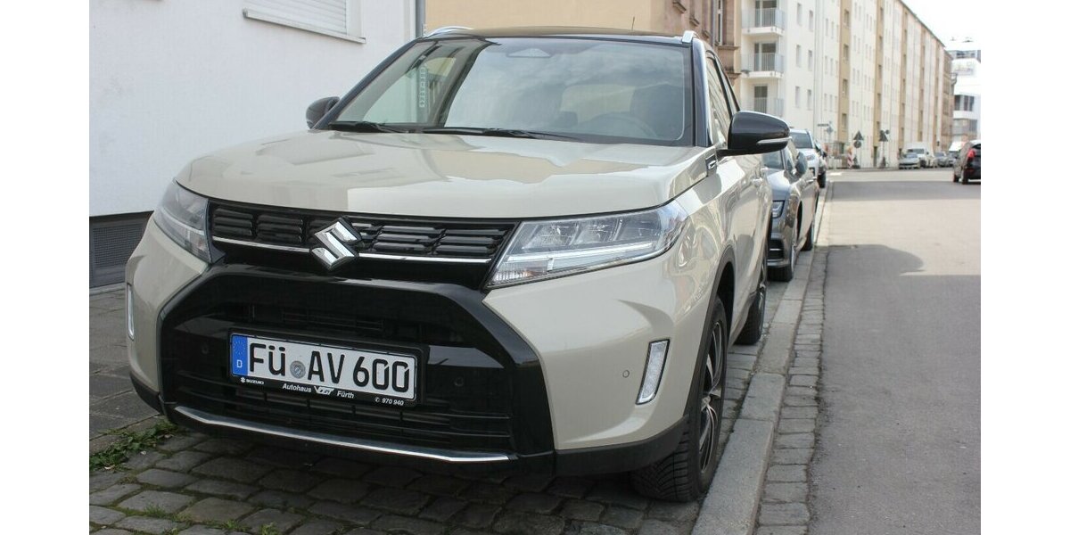 Suzuki Vitara 1.4 Mild-Hybrid Comfort+ 4x2 Autom. 8.500 km 26.990 &euro; Fürth 90763