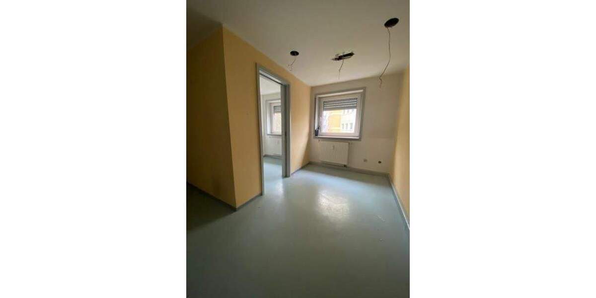 Gewerbeobjekt Nürnberg Langwasser - 6 Zimmer, 125 m&sup2;, 1.250&euro; | Angebot:24594270