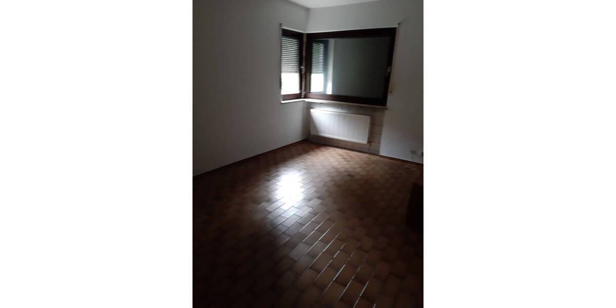 Einfamilienhaus Zirndorf Bronnamberg - 9 Zimmer, 160 m&sup2;, 469.000&euro; | Angebot:25662809