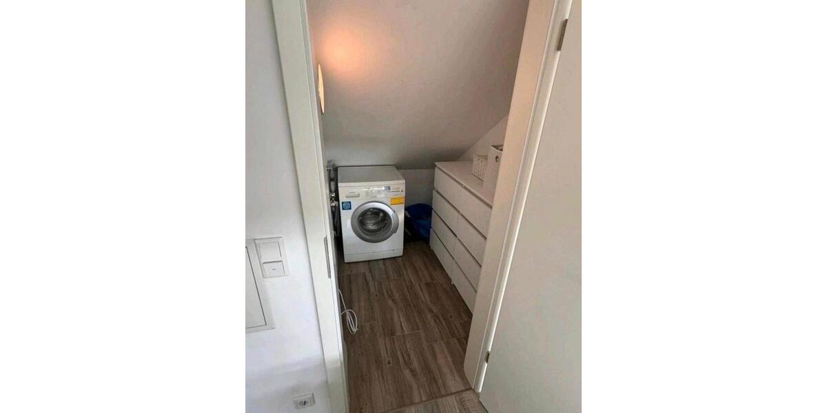 Dachgeschoßwohnung Nürnberg Gaismannshof - 2.5 Zimmer, 68 m&sup2;, 950&euro; | Angebot:27537033