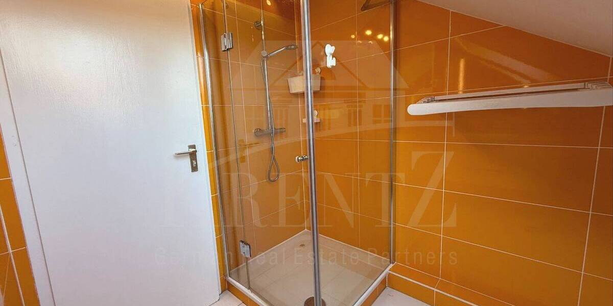 Mehrfamilienhaus, Wohnhaus Wendelstein Großschwarzenlohe - 9 Zimmer, 260 m&sup2;, 890.000&euro; | Angebot:26930525