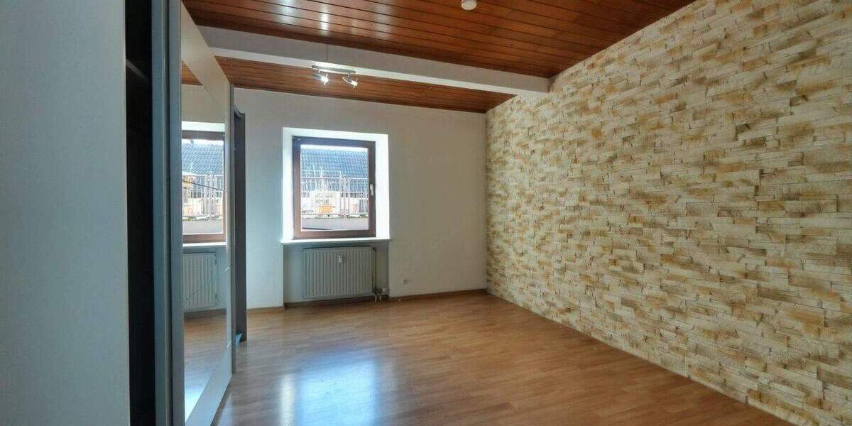 Etagenwohnung Schwabach - 4 Zimmer, 80 m&sup2;, 169.000&euro; | Angebot:25779481