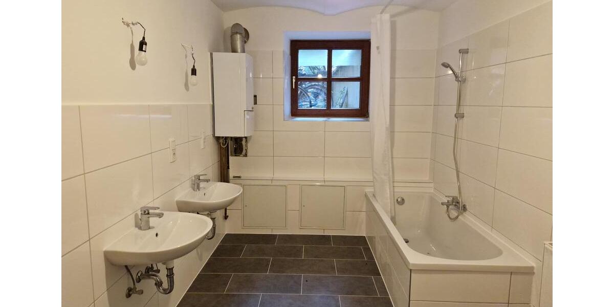 Erdgeschoßwohnung Nürnberg Gibitzenhof - 4 Zimmer, 160 m&sup2;, 1.520&euro; | Angebot:26481345