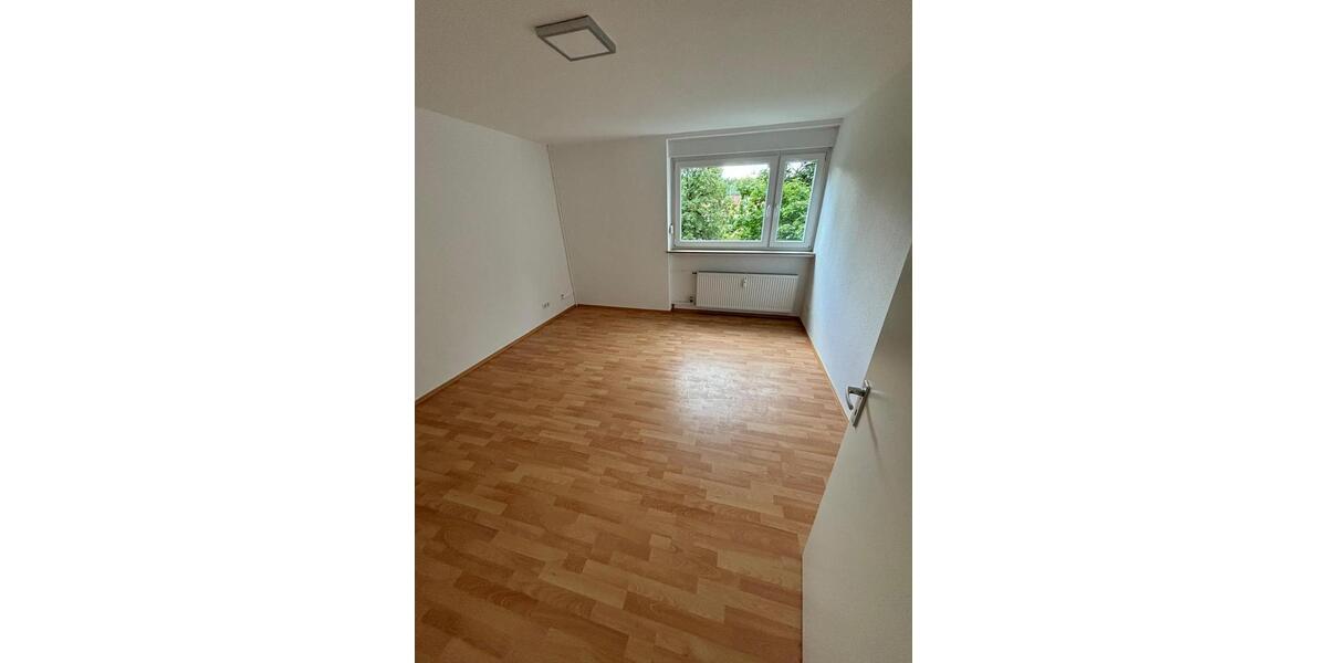 Etagenwohnung Nürnberg Gebersdorf - 3 Zimmer, 73 m&sup2;, 950&euro; | Angebot:27576689