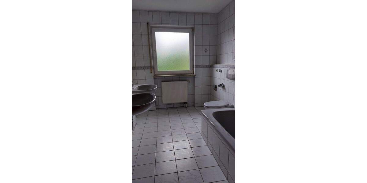 Etagenwohnung Erlangen Bruck - 3 Zimmer, 85 m&sup2;, 370.000&euro; | Angebot:25821605