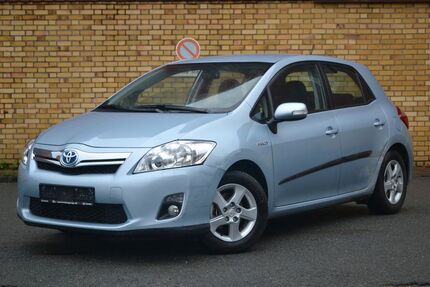 Toyota Auris 49.684 km 6.499 &euro; Nürnberg 90441
