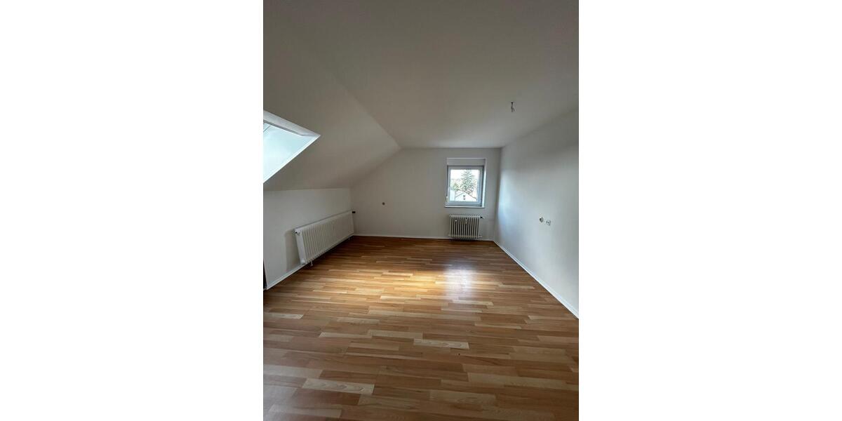 Dachgeschoßwohnung Nürnberg Eibach - 2 Zimmer, 50 m&sup2;, 500&euro; | Angebot:25789140