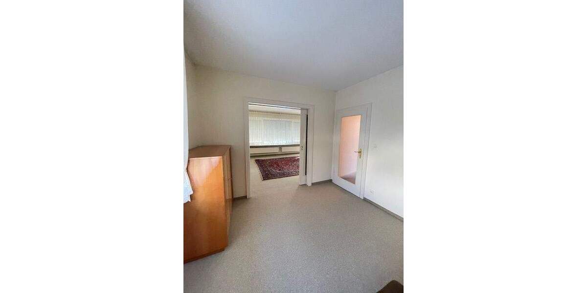 Traumlage: Mehr-Generationen-Haus mit Doppel-Garage und herrlichem Garten in Mögeldorf 6 zimmer