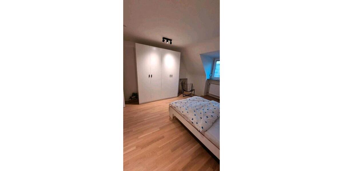 Dachgeschoßwohnung Nürnberg Kleinweidenmühle - 3 Zimmer, 68 m&sup2;, 315.000&euro; | Angebot:27131802