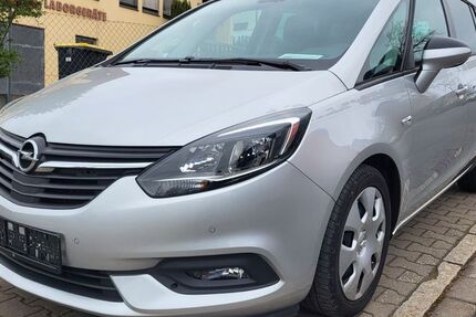 Opel Zafira Tourer 194.000 km 5.990 &euro; Nürnberg 90449