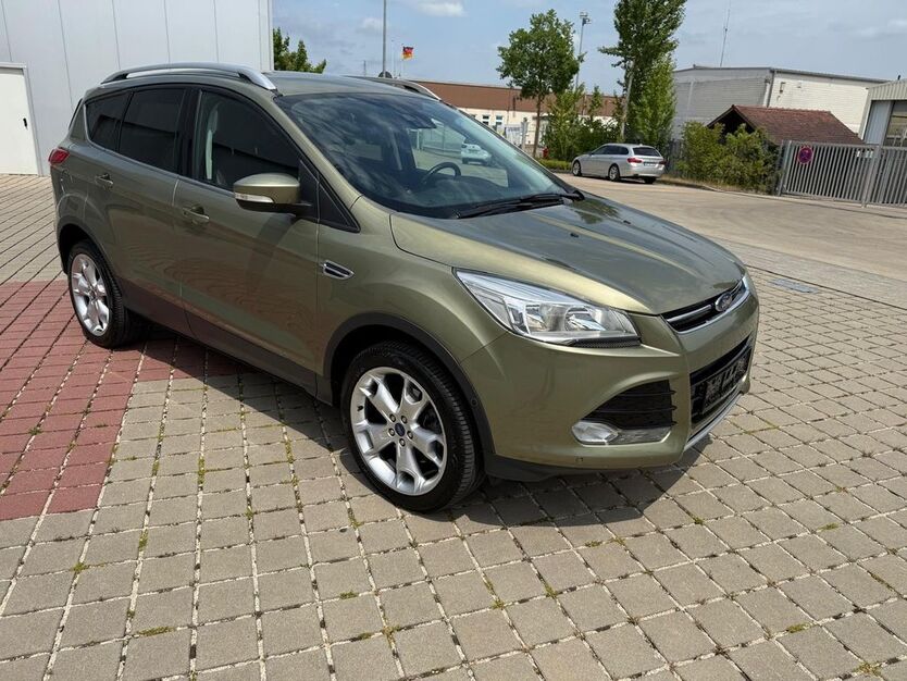 Ford Kuga 83.300 km 11.900 € Schwabach 91126