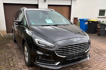 Ford Galaxy 163.800 km 17.200 € Nürnberg 90451