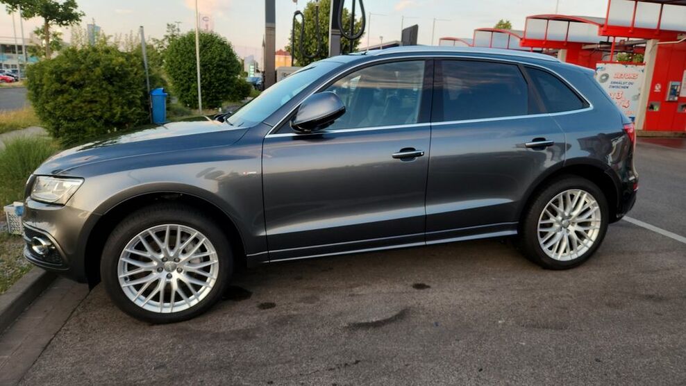 Audi Q5 125.000 km 26.500 € Nürnberg 90441