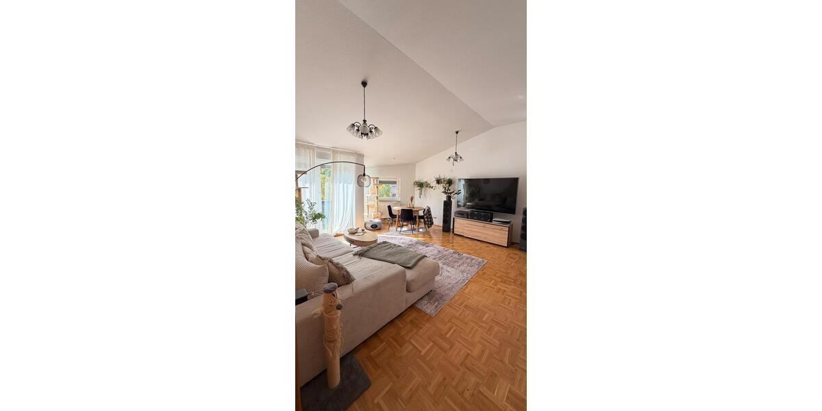 Dachgeschoßwohnung Schwanstetten - 3 Zimmer, 78 m&sup2;, 950&euro; | Angebot:27612347