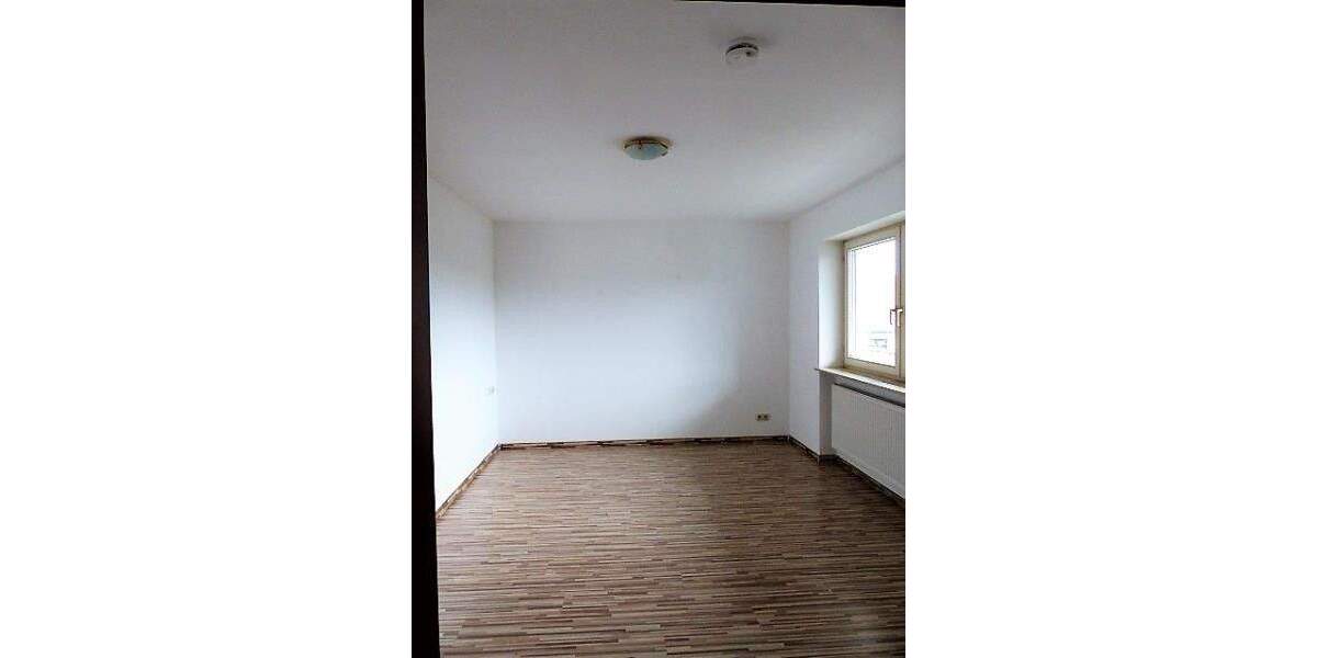 Etagenwohnung Henfenfeld - 3 Zimmer, 93 m&sup2;, 269.000&euro; | Angebot:25748007