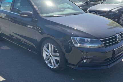 VW Jetta 80.000 km 10.987 &euro; Fürth 90763