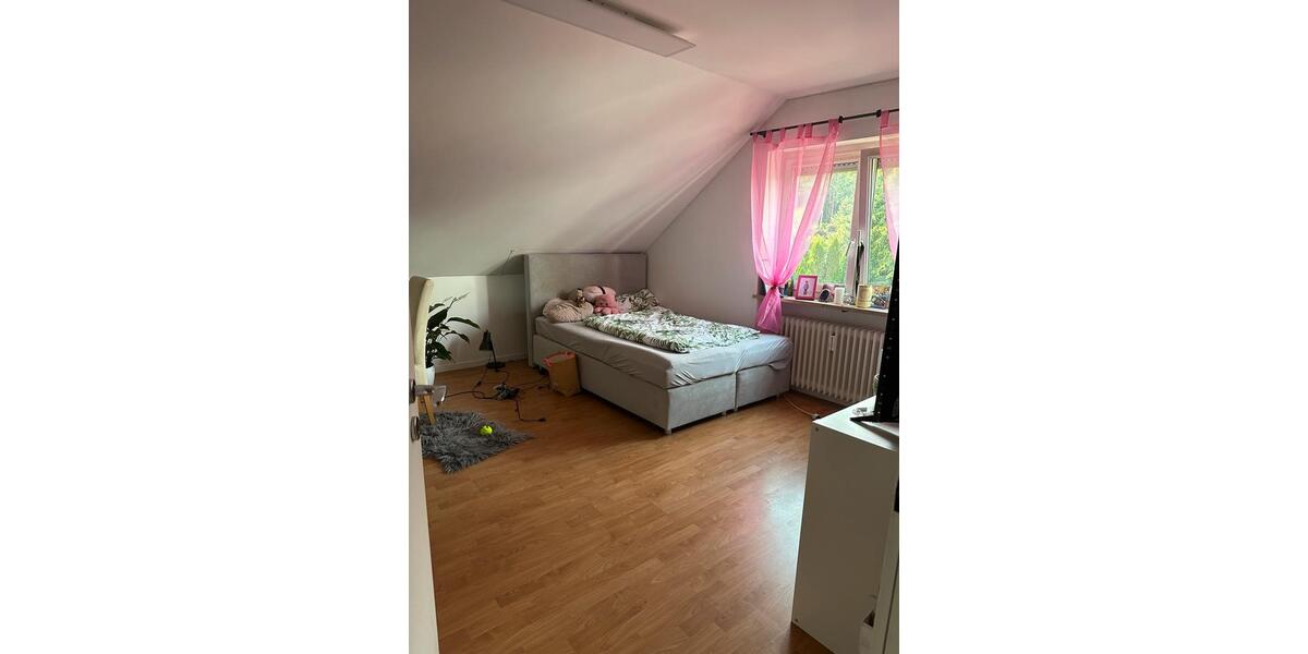Dachgeschoßwohnung Allersberg Eismannsdorf - 4 Zimmer, 100 m&sup2;, 315.000&euro; | Angebot:26121945