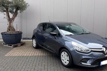 Renault Clio 82.000 km 7.499 &euro; Aurachtal 91086