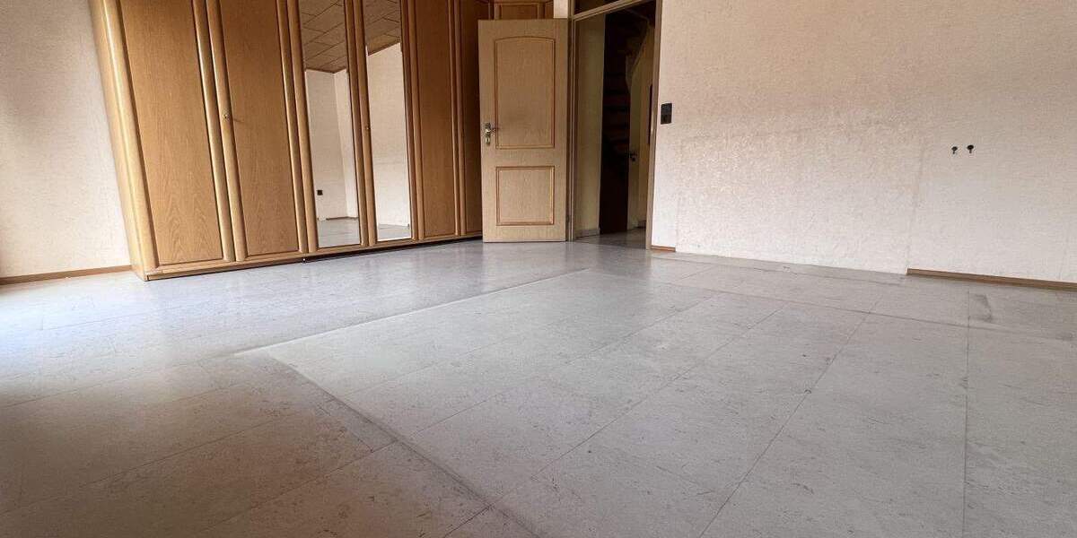 Reihenmittelhaus Nürnberg Eibach - 4 Zimmer, 110 m&sup2;, 399.000&euro; | Angebot:24775172