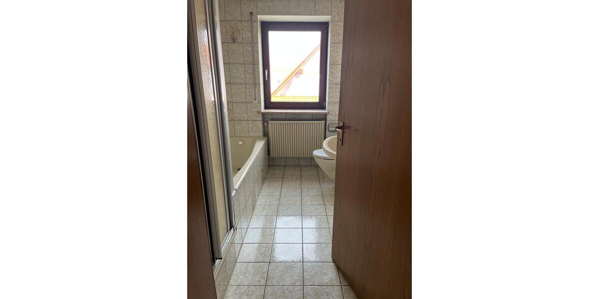 Etagenwohnung Forchheim - 4 Zimmer, 107 m&sup2;, 960&euro; | Angebot:26225321
